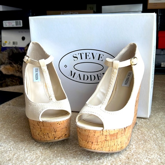 Steve Madden Langleyy Natural Linen Wedge - Picture 2 of 7